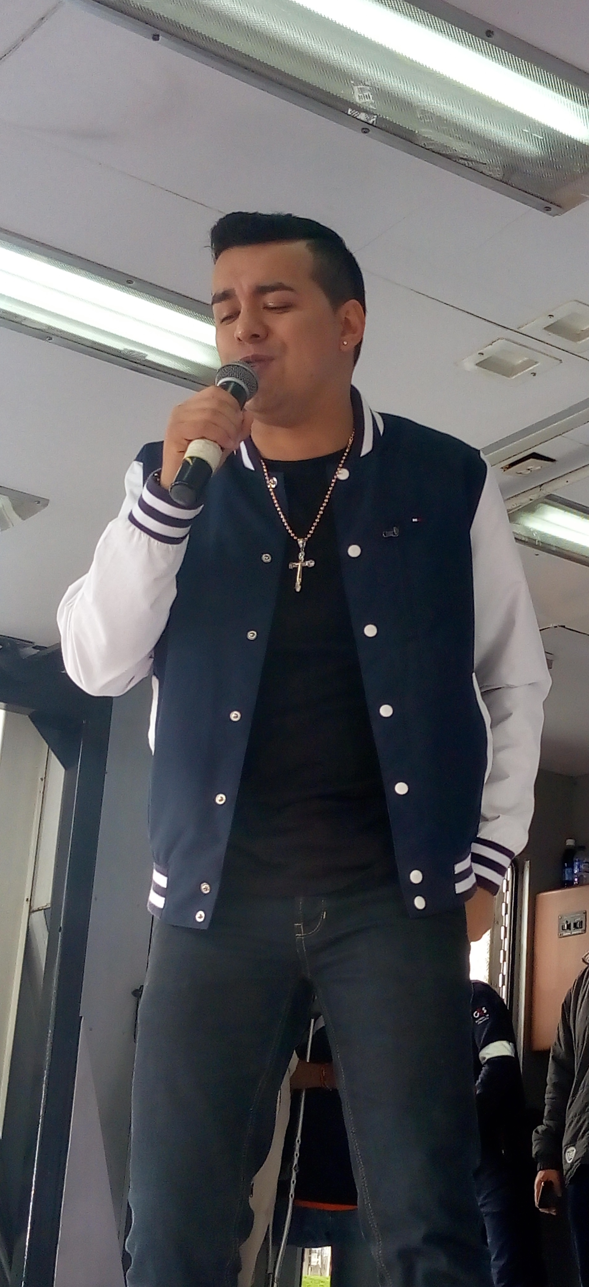 Yeison Jiménez en presentación